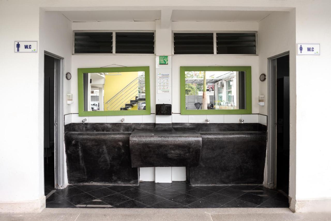 Hotel Manantial 梅尔加 外观 照片