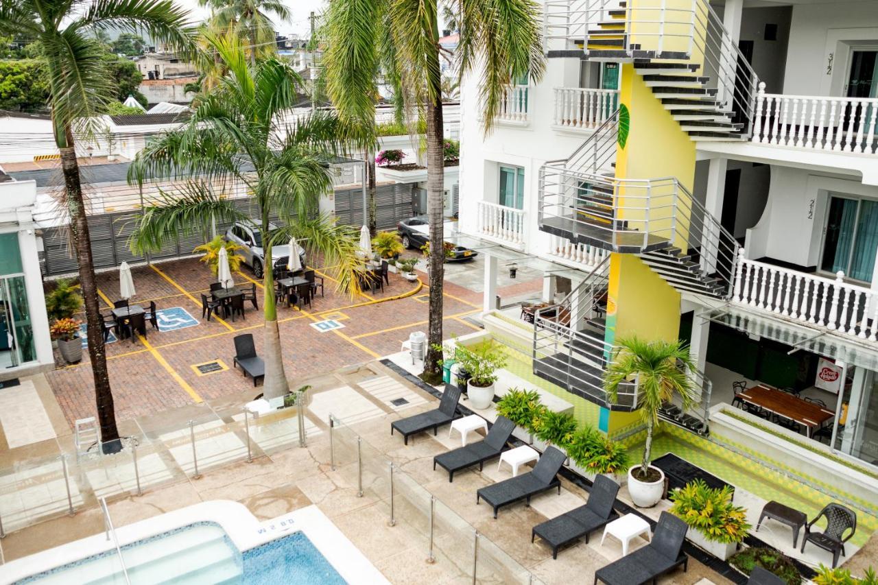 Hotel Manantial 梅尔加 外观 照片