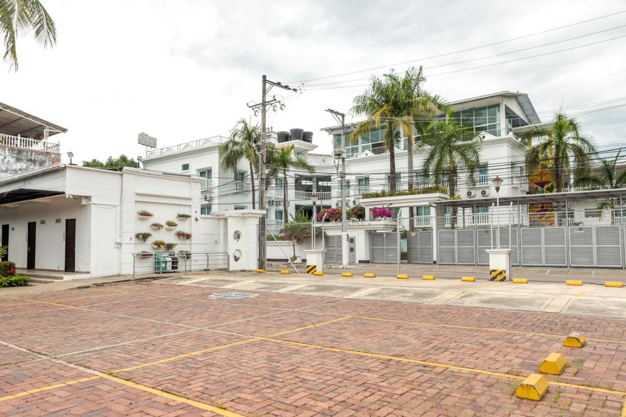 Hotel Manantial 梅尔加 外观 照片